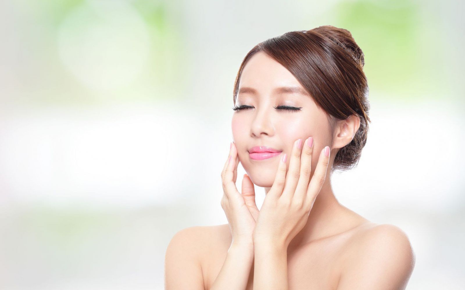 Hé lộ nguyên nhân khiến da mặt bạn mỏng do dùng mỹ phẩm và cách khắc phục hiệu quả